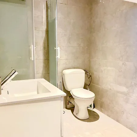 Apartment Surfer Paradise-appartement Climatise & Wifi - *
