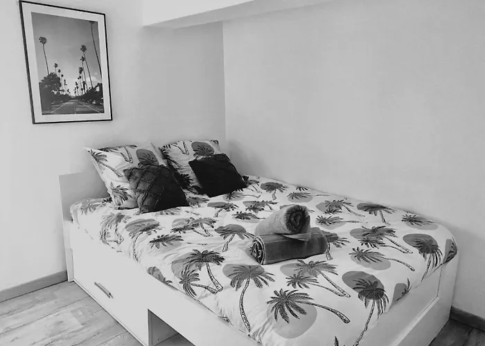 Surfer Paradise-appartement Climatise & Wifi - Διαμέρισμα Μπεζιέ